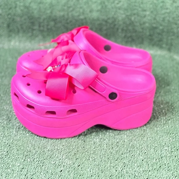 Wedge Clogs bundle - Picture 7 of 10